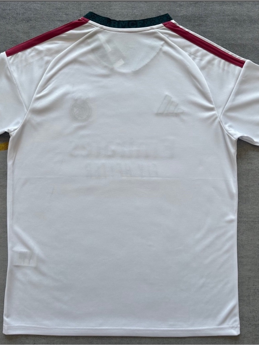 Real Madrid 26-27 Home Jersey - Picture 2 of 4